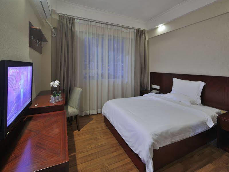 Paco Hotel Guangzhou Jiangtai Road Metro Branch Exteriér fotografie